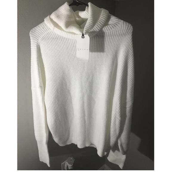 Ivory Leith Sweater - Picture 2 of 3